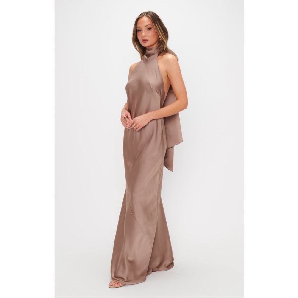NWOT show me your mumu Lisa Halter Maxi Dress bridesmaid fabric flaw